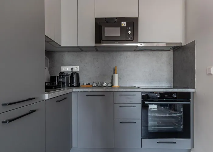 Just Finished! New Cozy Apartment With Parking